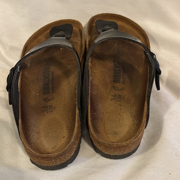 Birkenstock Gizeh Black Patent Leather Thong Sandals Size 36 - Picture 5 of 6